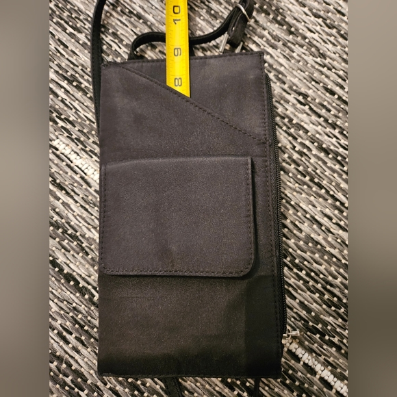 TRAVELON Crossbody Bag/Wallet (NWOT) - Picture 6 of 8